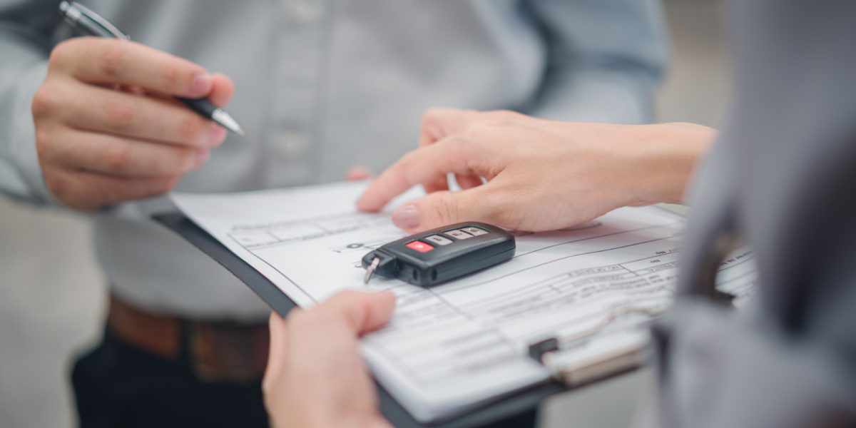 contractul de rent-a-car